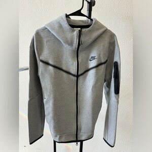 Grey Nike Tech Fleece Zip Up